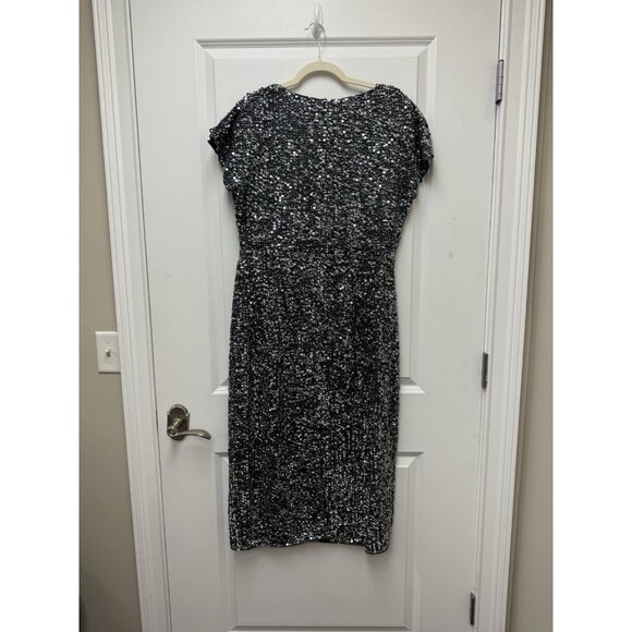 NWT Mac Duggal Size 12 Gray Sequined Cap Sleeve Wrap Over Cocktail Midi Dress - Picture 7 of 13
